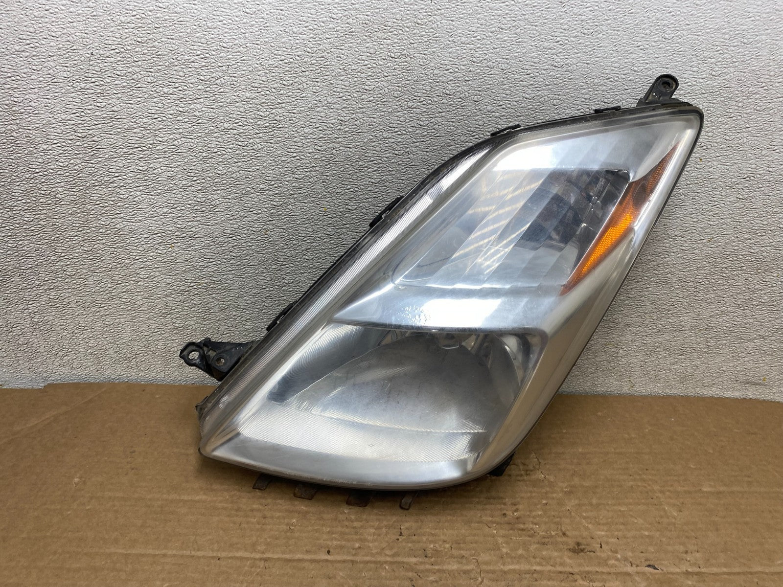 2004 - 2005 Toyota Prius Left Driver Lh Halogen Headlight Z1564 PS0