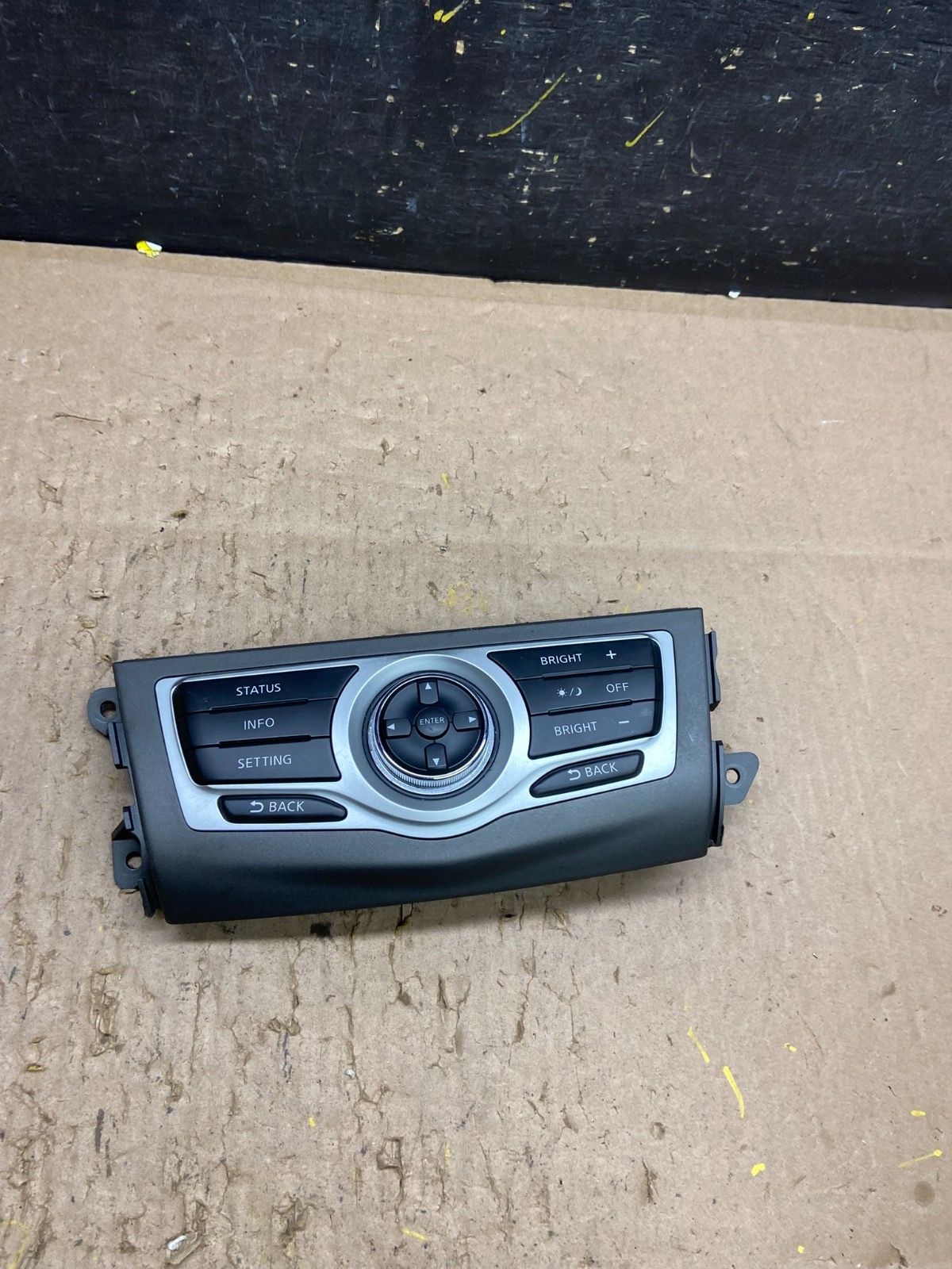 2009-2014 Nissan Murano AM FM Radio CD Control Panel t6305 DG0