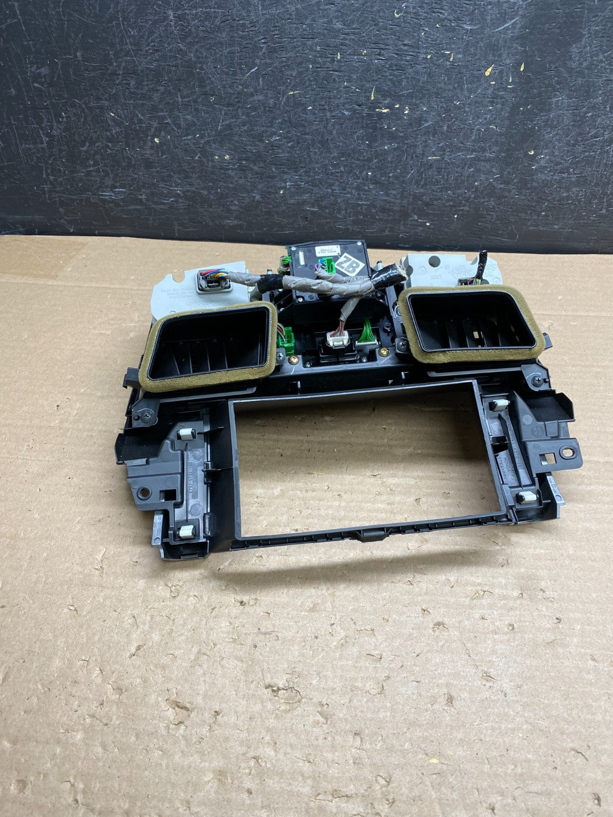 2007-2009 Acura RDX Dash Climate Control Radio Control Panel Air Vent AG6406 DG4