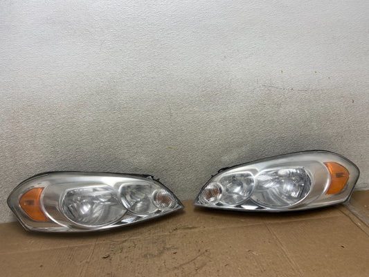 2006 - 2013 Chevrolet Impala Left+Right Set Headlights Halogen Y9115 DW0