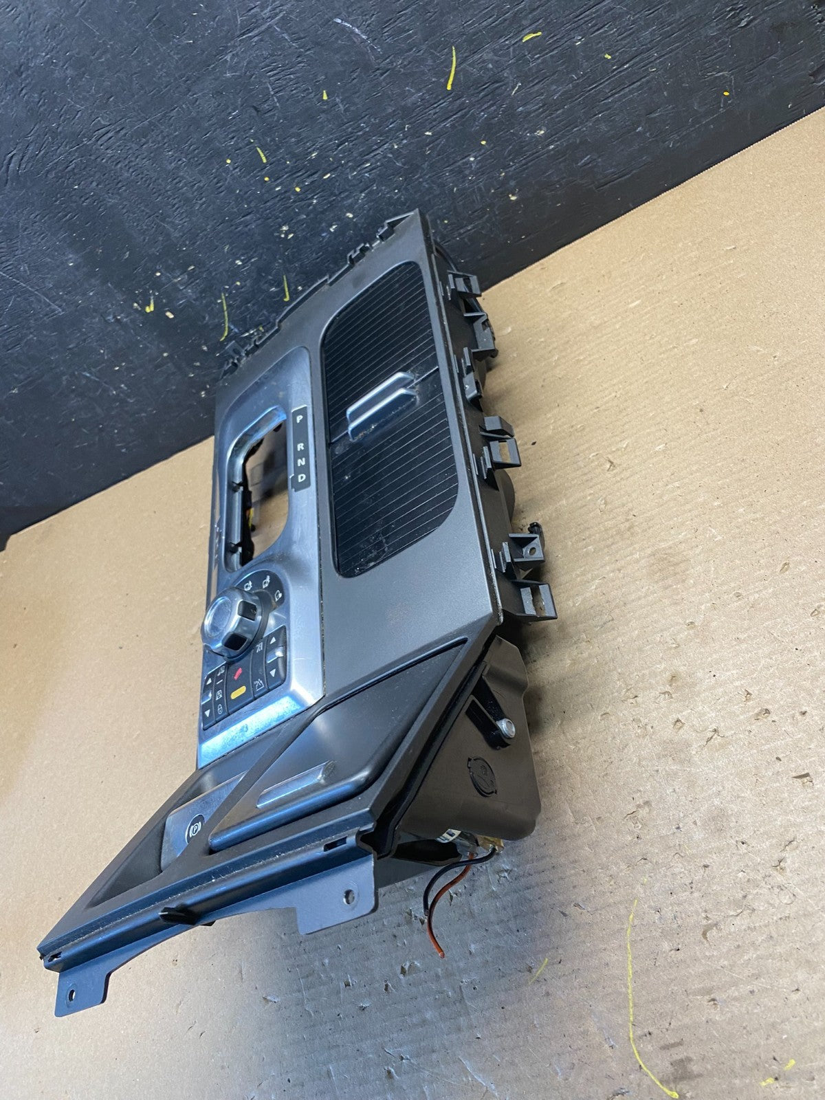 2007 to 2012 Land Range Rover Center Console Terrain Shifter Bezel s6560 DG3