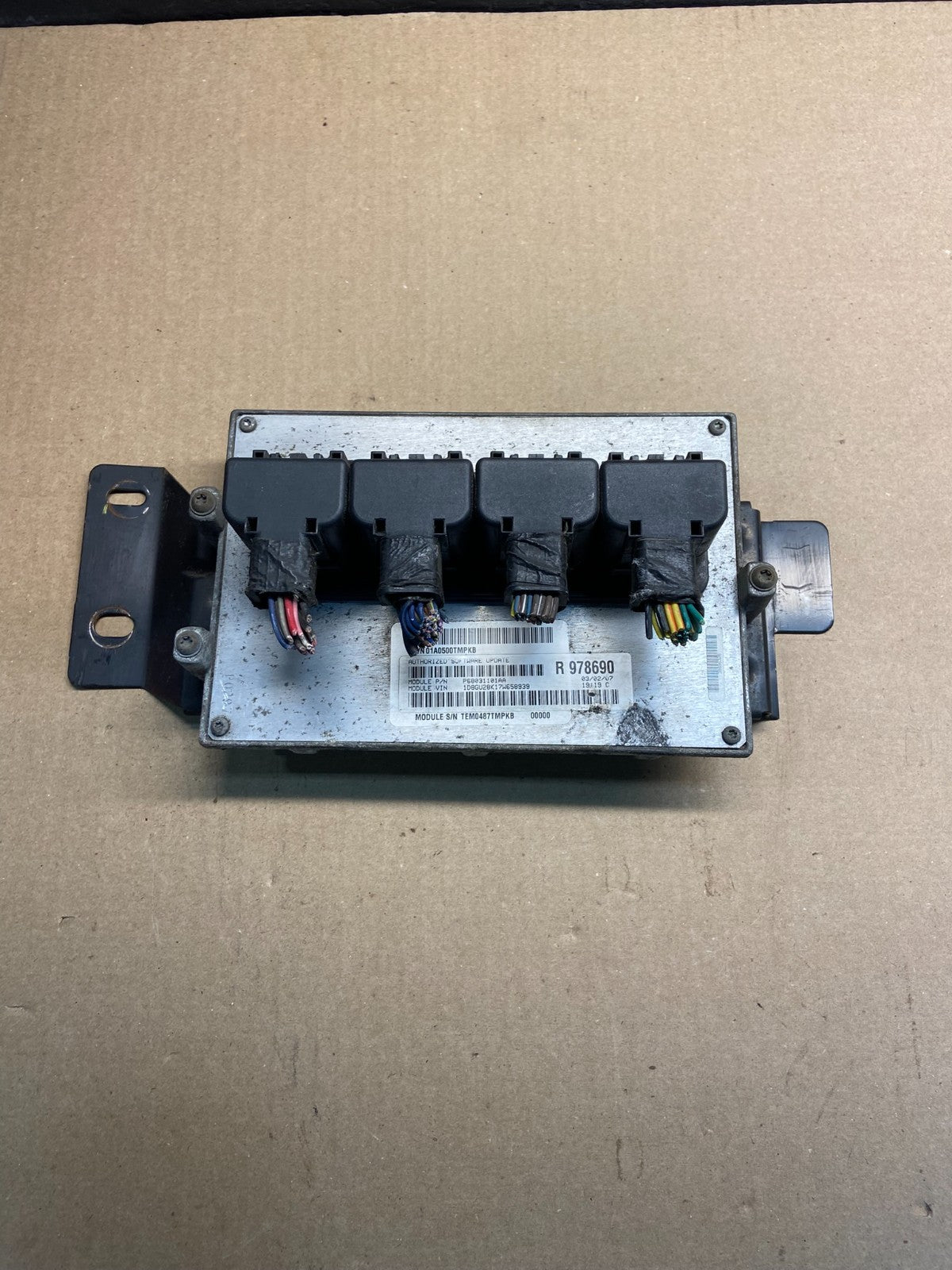 2007 Jeep Liberty Nitro 3.7L Engine Control Unit ECU ECM OEM AC0583 DG0