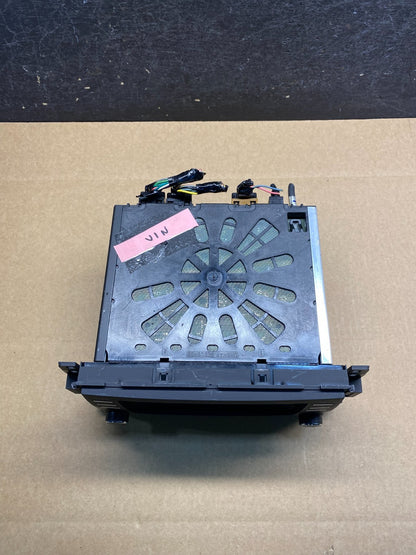 2015 2016 GMC Acadia Radio Display Screen AM/FM AUX AH1867 DG4