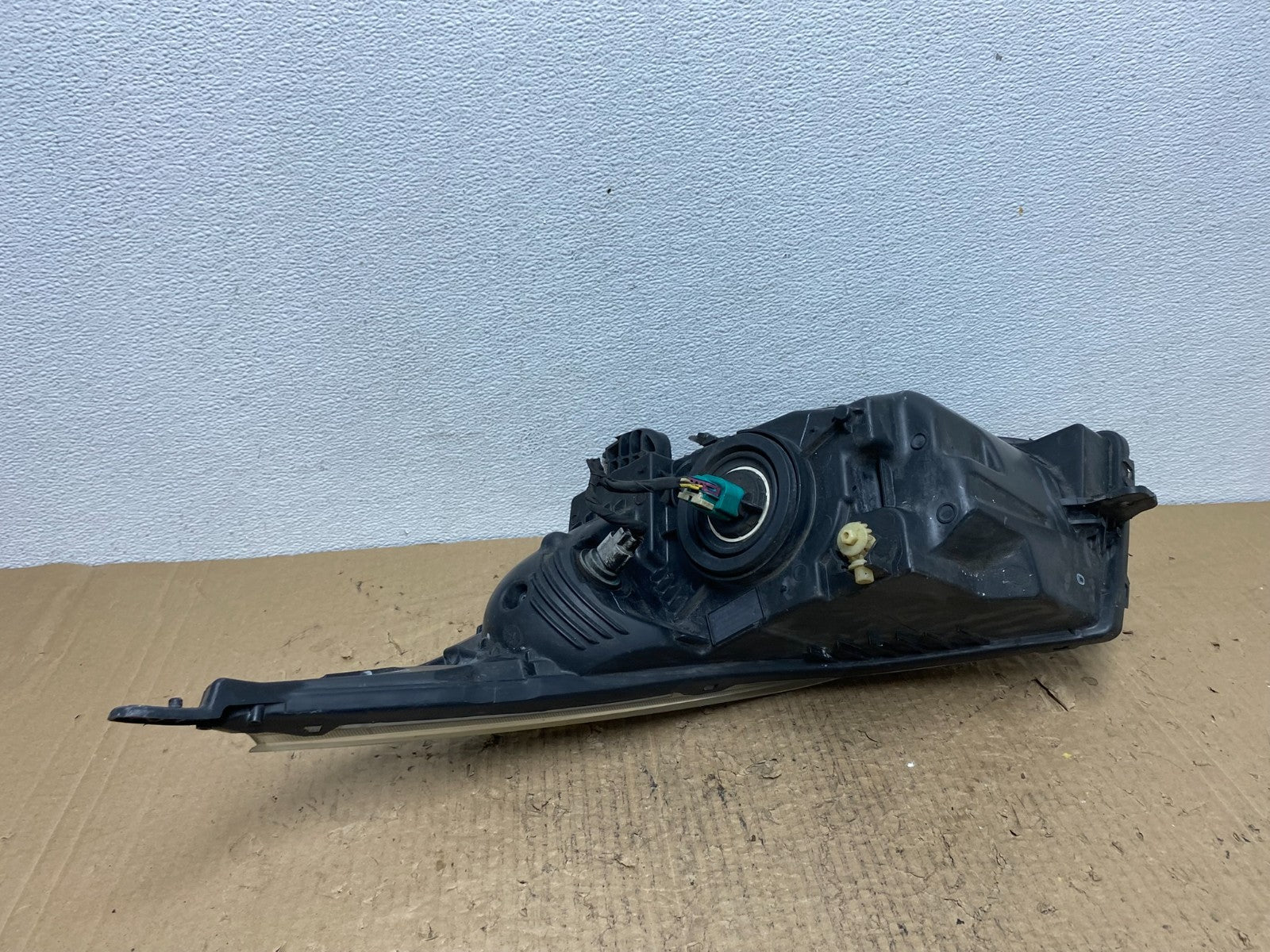 2011 to 2015 Chevrolet Cruze Halogen Right Passenger Rh Headlight Oem AC5526 DW8