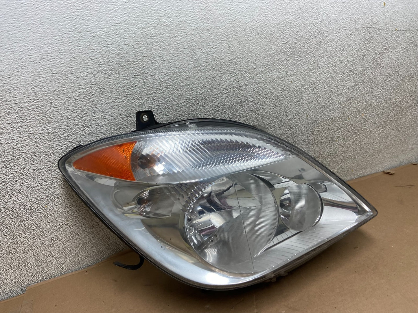 2007 to 2013 Mercedes Sprinter Headlight Right Passenger Halogen Oem AA9857 DW2