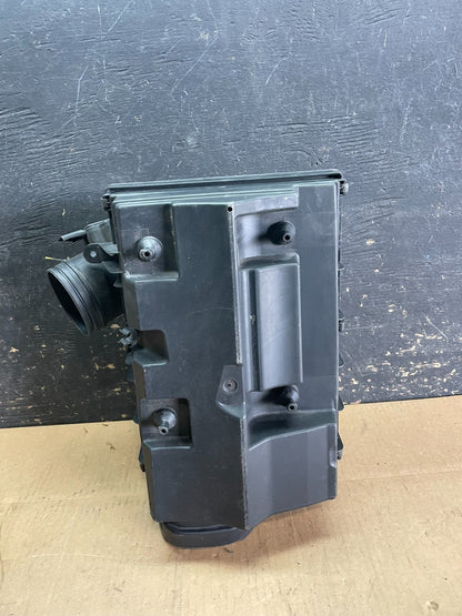 2007 to 2010 BMW X5 Air Intake Cleaner Filter Housing Box OEM Z8214 DG5