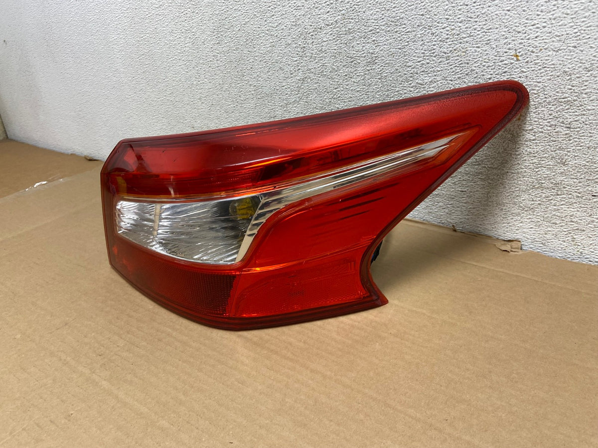 2016 2017 2018 Nissan Sentra Right Passenger RH Side Tail Light AG9147 LK2