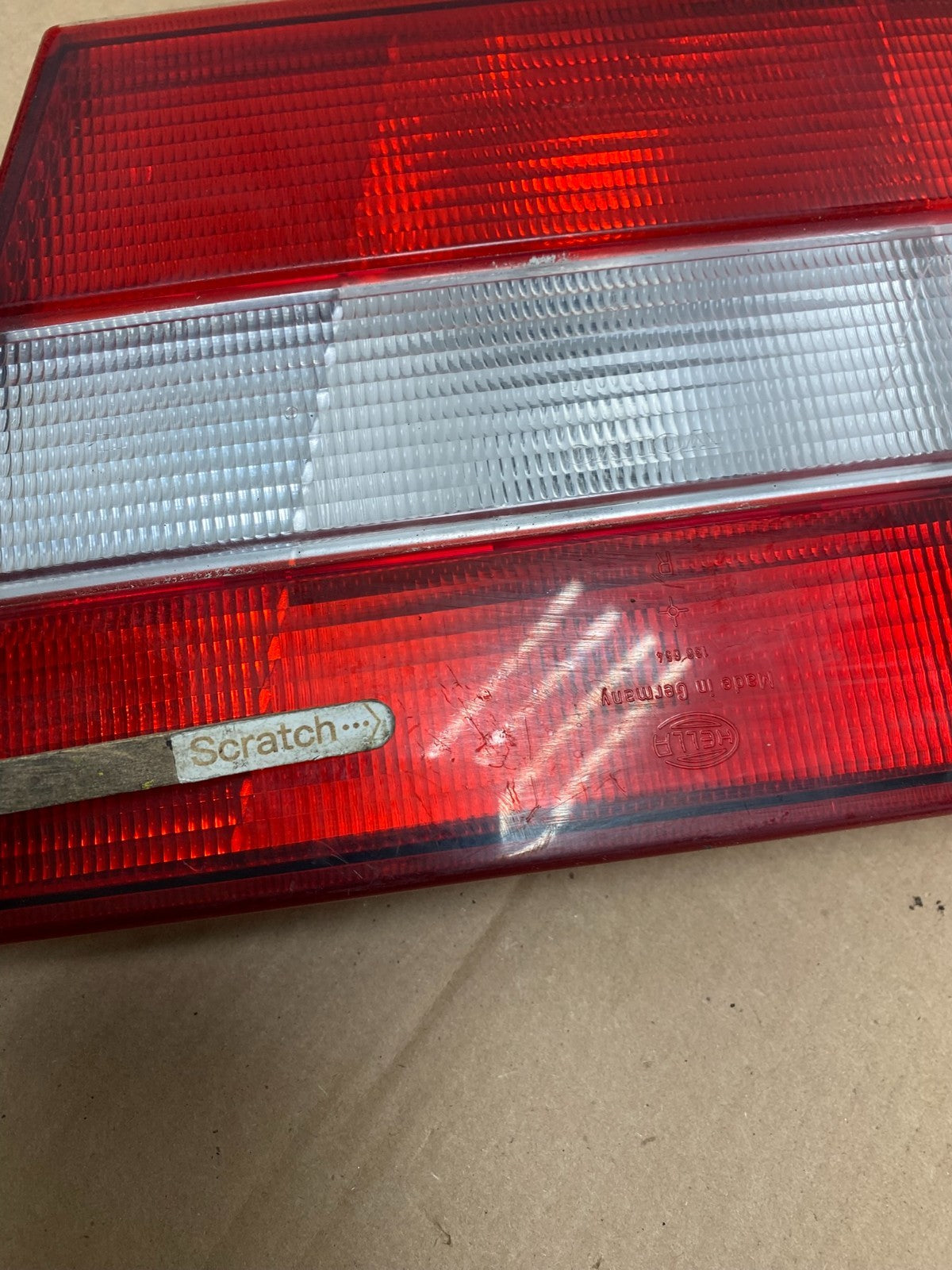 1995 to 1997 Volvo 940 960 Right Passenger RH Side Inner Tail Light Oem W0480 DW3