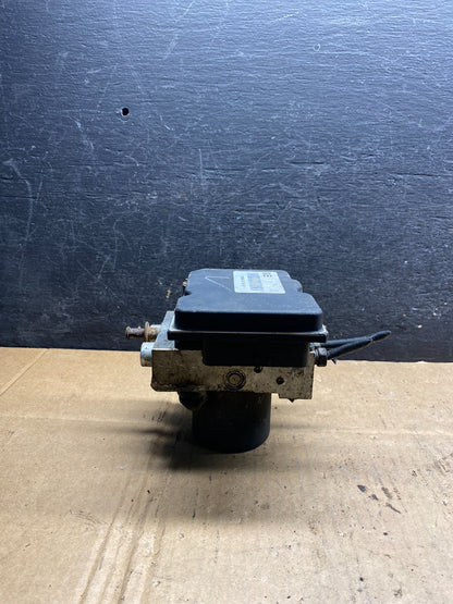 2002 to 2003 Chevrolet Tahoe ABS Pump Anti Lock Module AI9834 DW2
