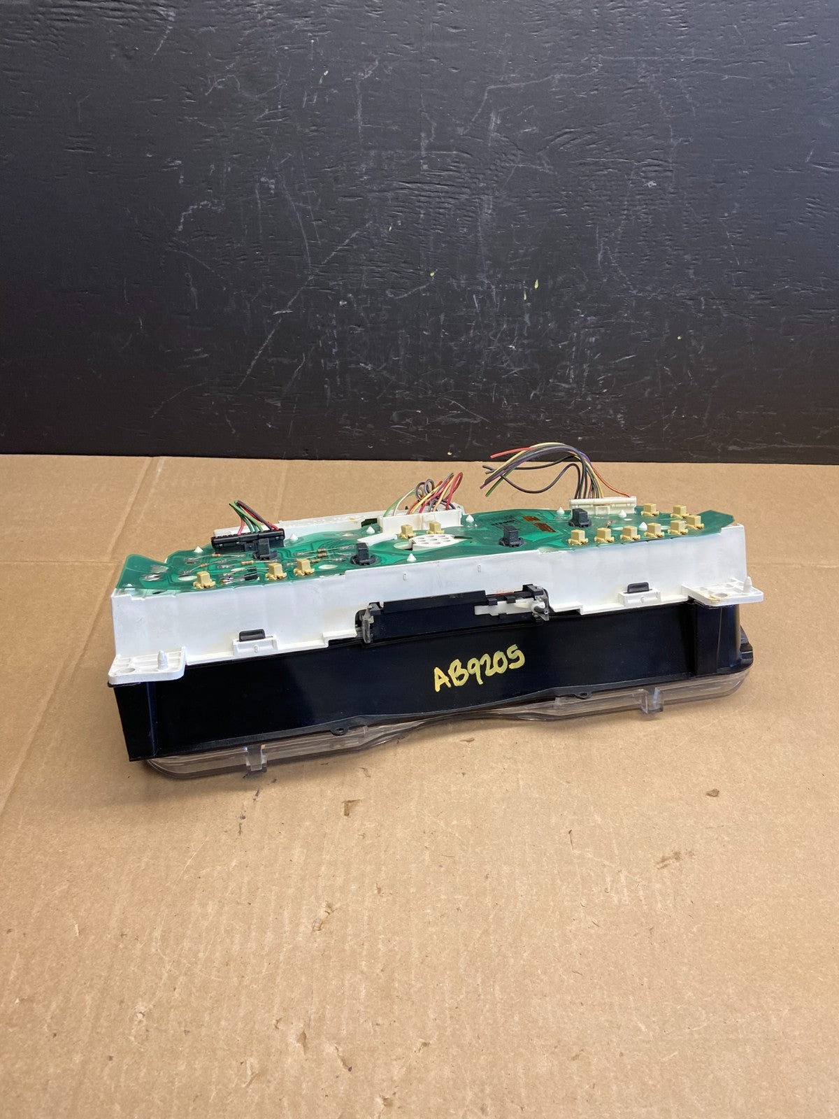 2001-2002 Ford Econoline E250 E350 Van Speedometer Instrument Cluster ab9205 DG5