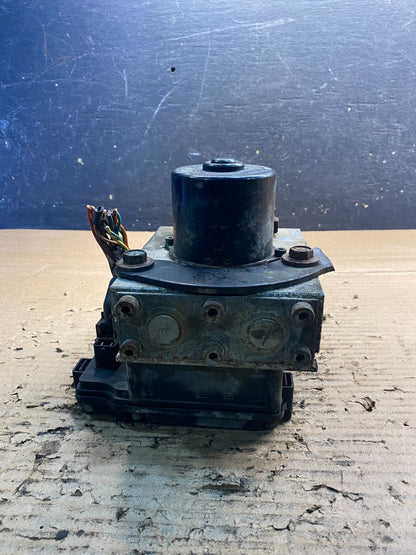 Wabco ABS Pump Hydraulic W/ Module P/N 4460470002 aa32333