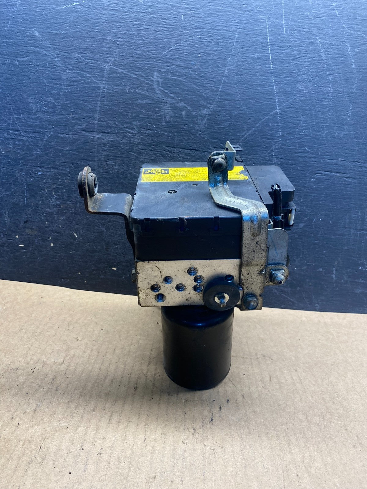 2004 - 2009 Toyota Prius ABS Brake Pump Anti Lock Module AG7224 DG3