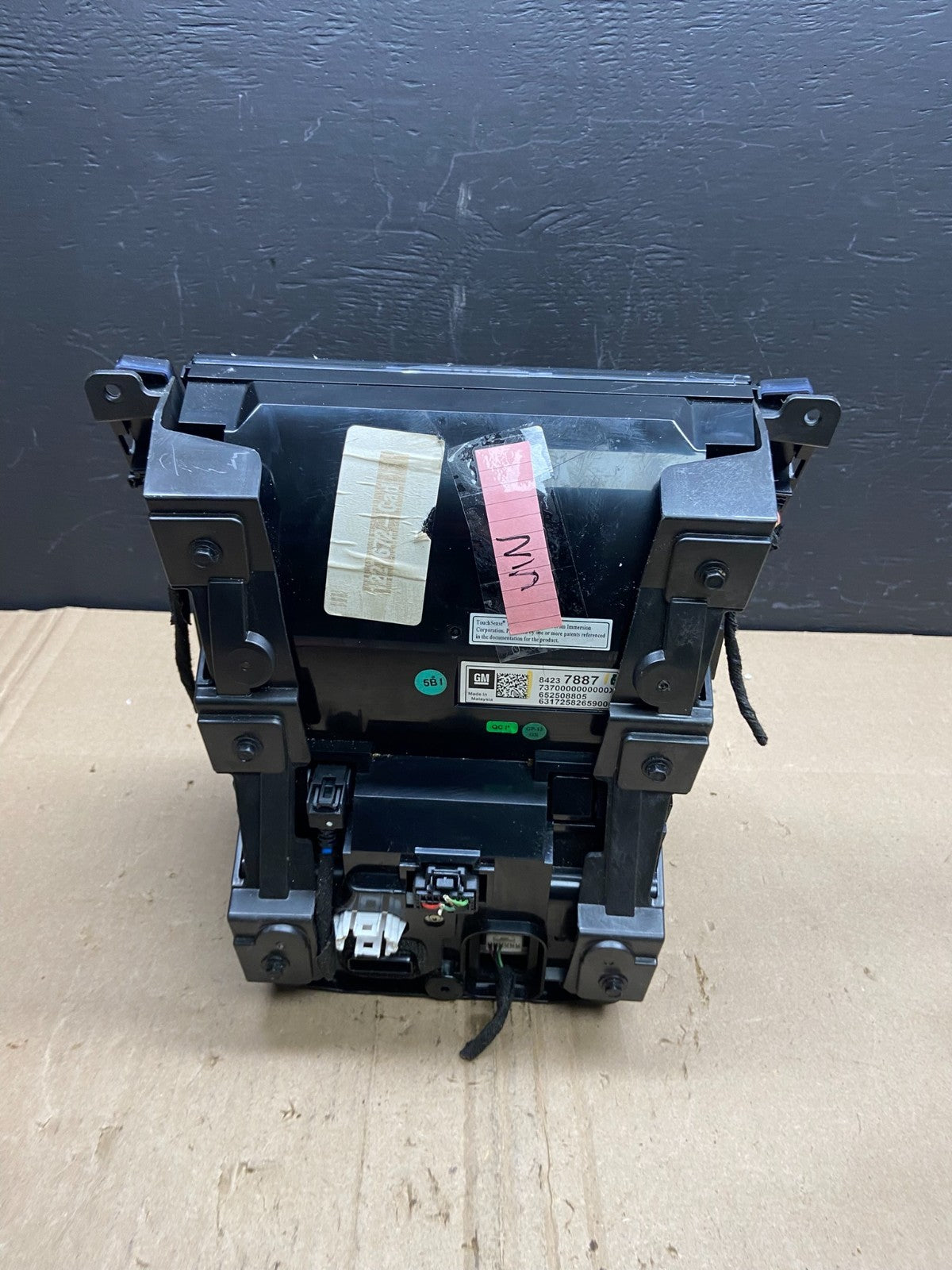 2015-2019 Cadillac CTS XTS Heater Radio Climate Control Panel Bezel OEM ab888 DG4