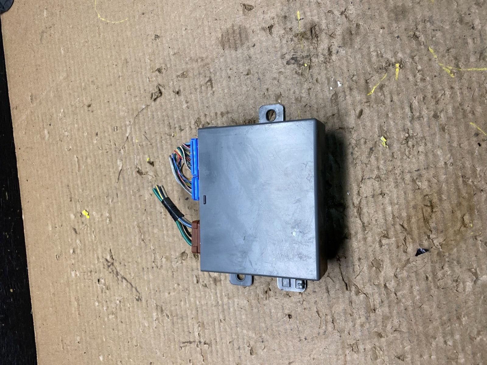 2005 - 2007 Honda Odyssey Rear Left Driver Sliding Door Module s8932 DG0