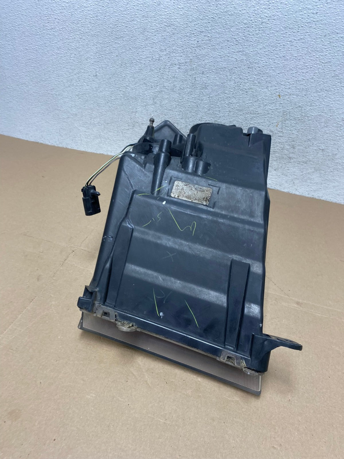 2009 to 2018 Ram 1500 Left Driver LH Side Halogen Headlight AF4366 LK7