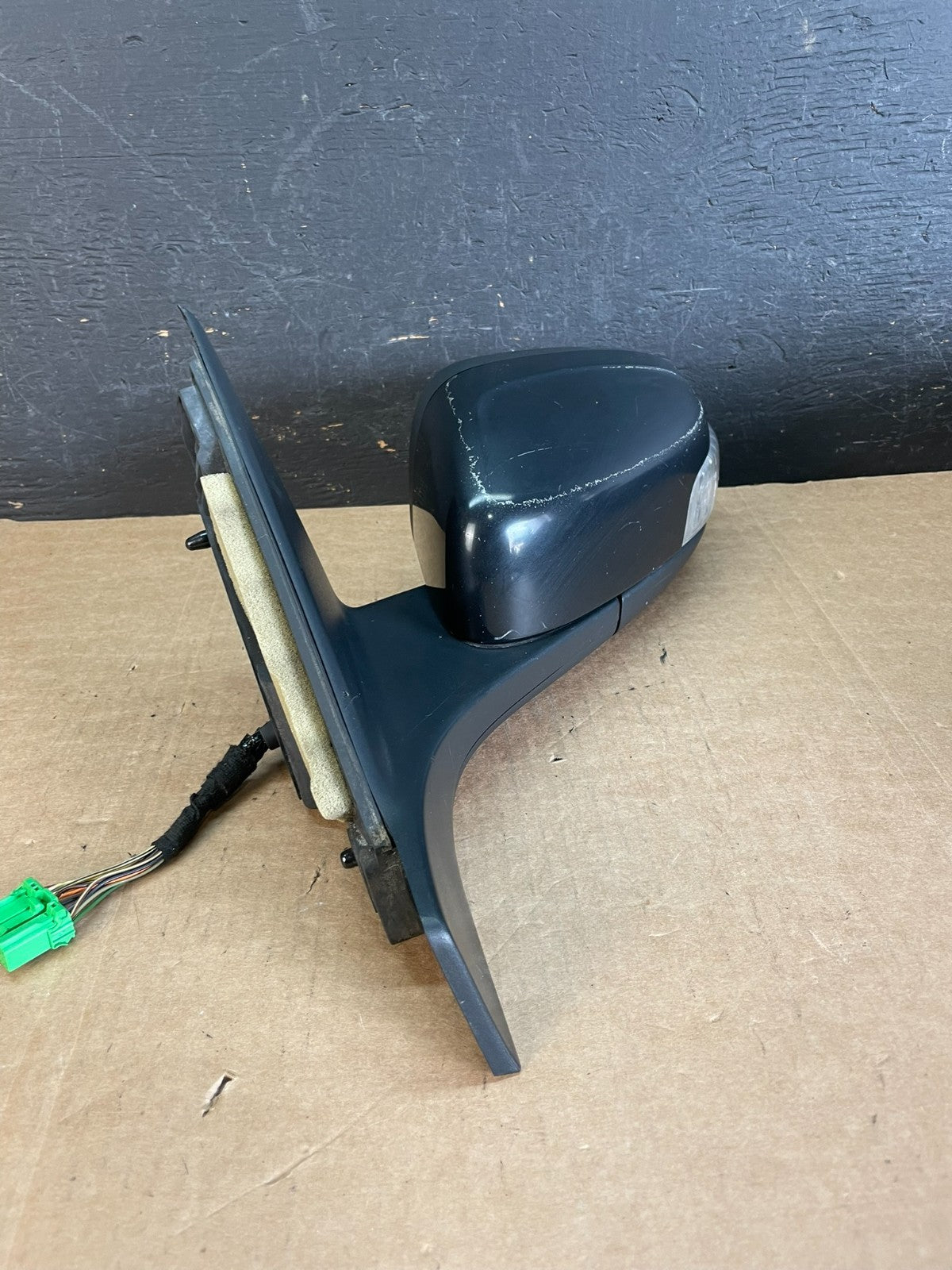 2007 to 2011 Volvo S80 Left Driver LH Side View Door Mirror AE8333 DW1