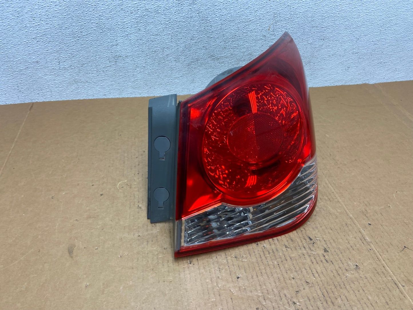 2011 2012 2013 2014 Chevrolet Cruze Right Passinger RH Side Tail Light AD9320 LK2