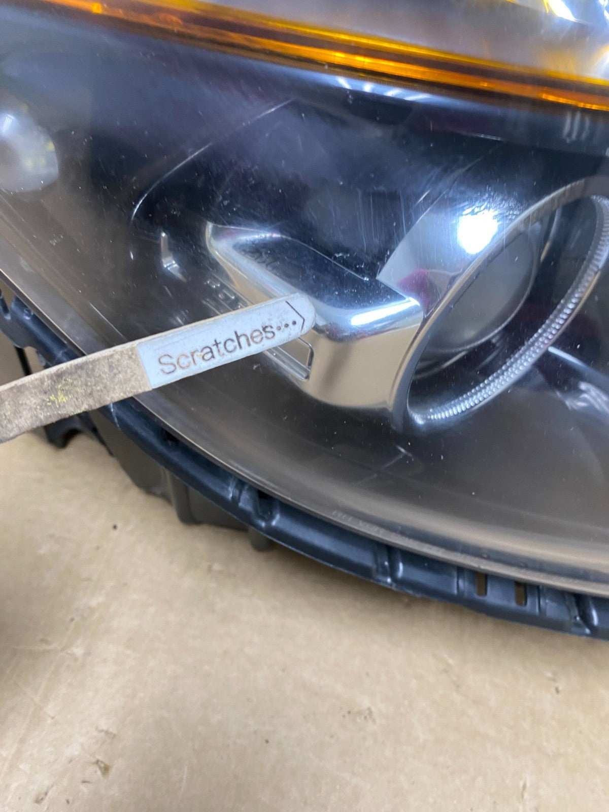 2011 - 2015 Ford Explorer Police Right Passenger Halogen Headlight AF7286 DW3
