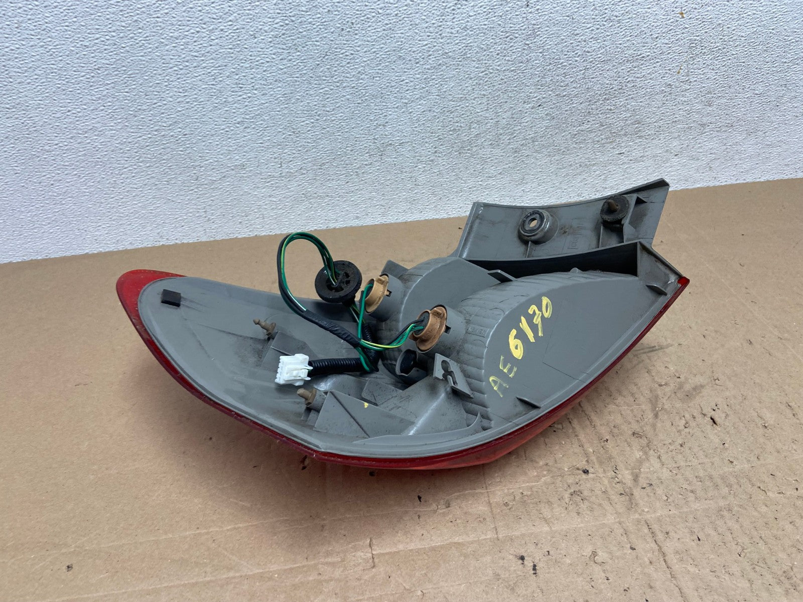 2008 to 2015 Nissan Rogue Right Passenger Rh Side Tail Light AE6170 LK5