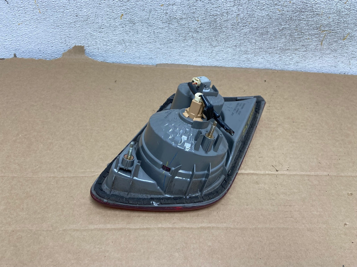 2003 2004 2005 Mazda 6 Right Passenger Inner Tail Light Taillight AH7734 LK4