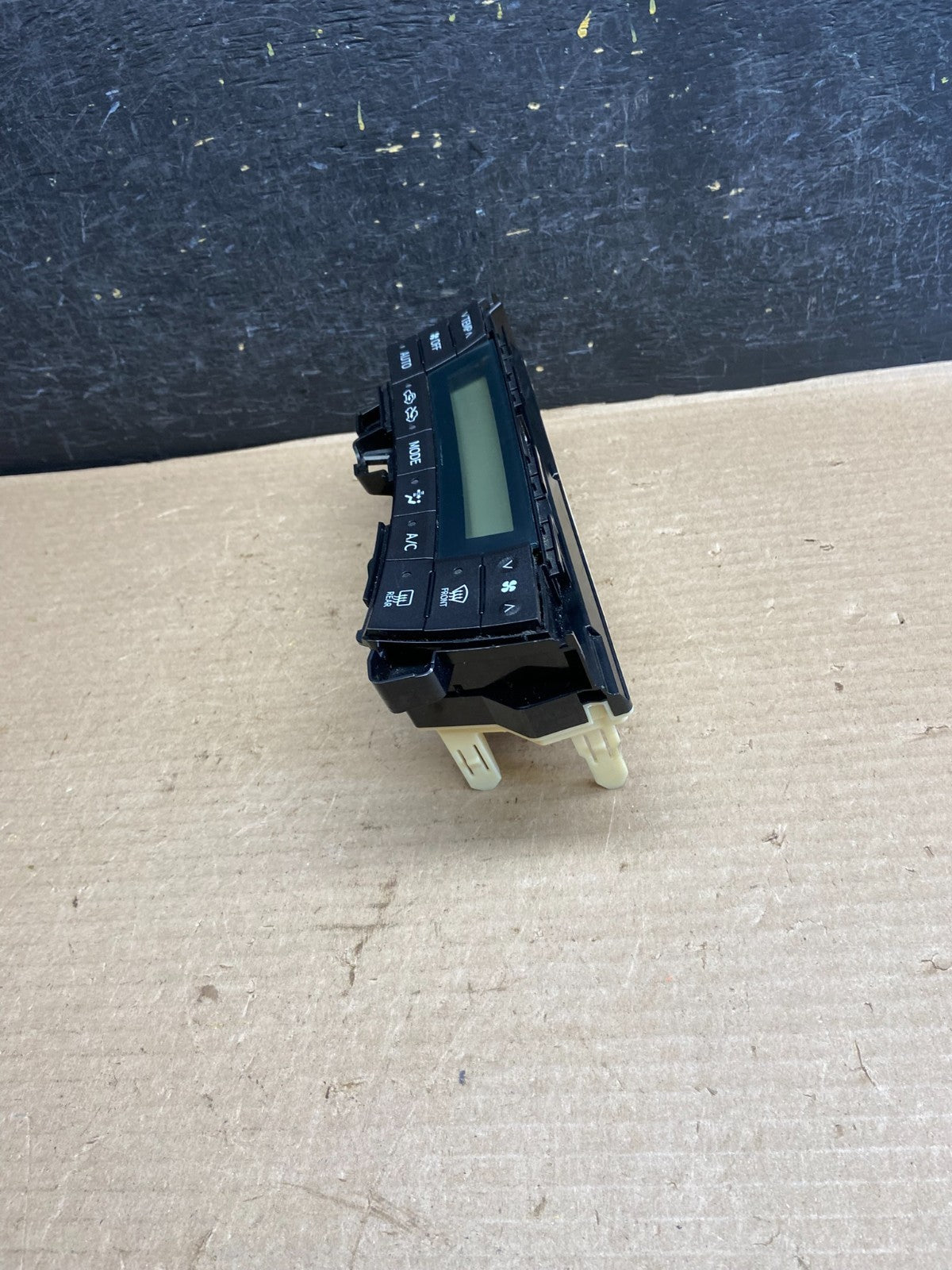 2010 to 2015 Toyota Prius A/C Heater Climate Control Unit Switch AH3584 DG2