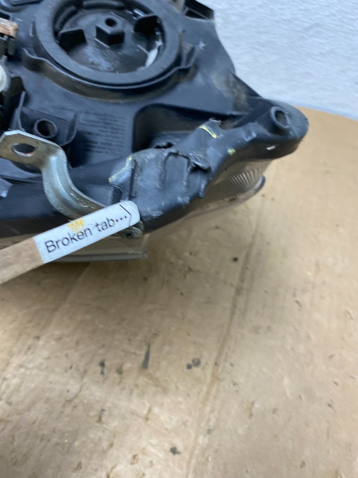 2016 2017 2018 Nissan Sentra Front Left Driver LH Halogen Headlight AD0687 DW6