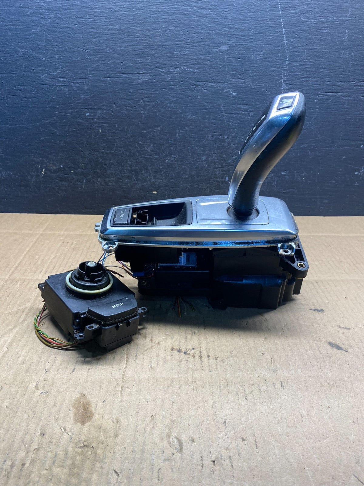 2007 - 2013 BMW X5 E70 Shift Shifter Selector Gear W/ Menu Switch AD5092 DG3