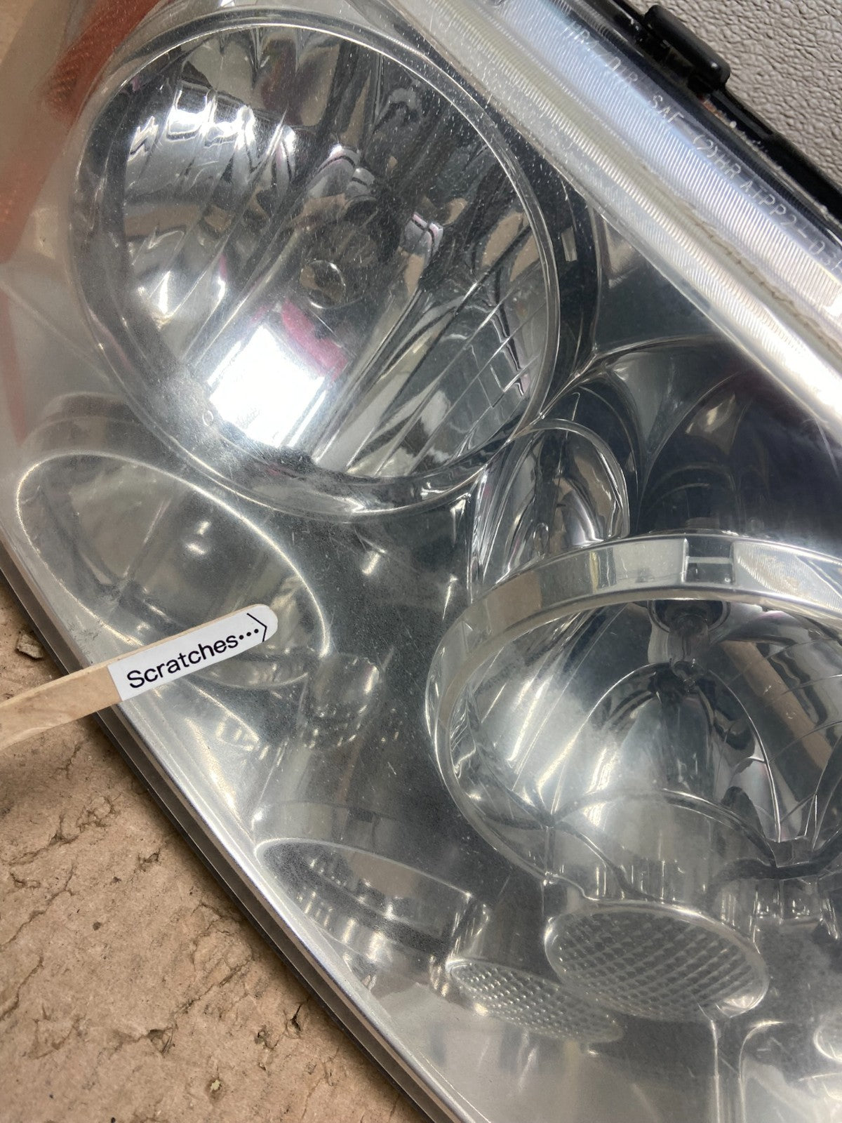 2003 - 2006 Lincoln Navigator Right RH Side Headlight Halogen Y2939 DW3