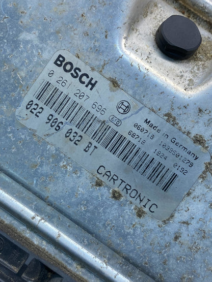 2003 2004 Porsche Cayenne Engine Computer Module ECM ECU AH7374 DG2