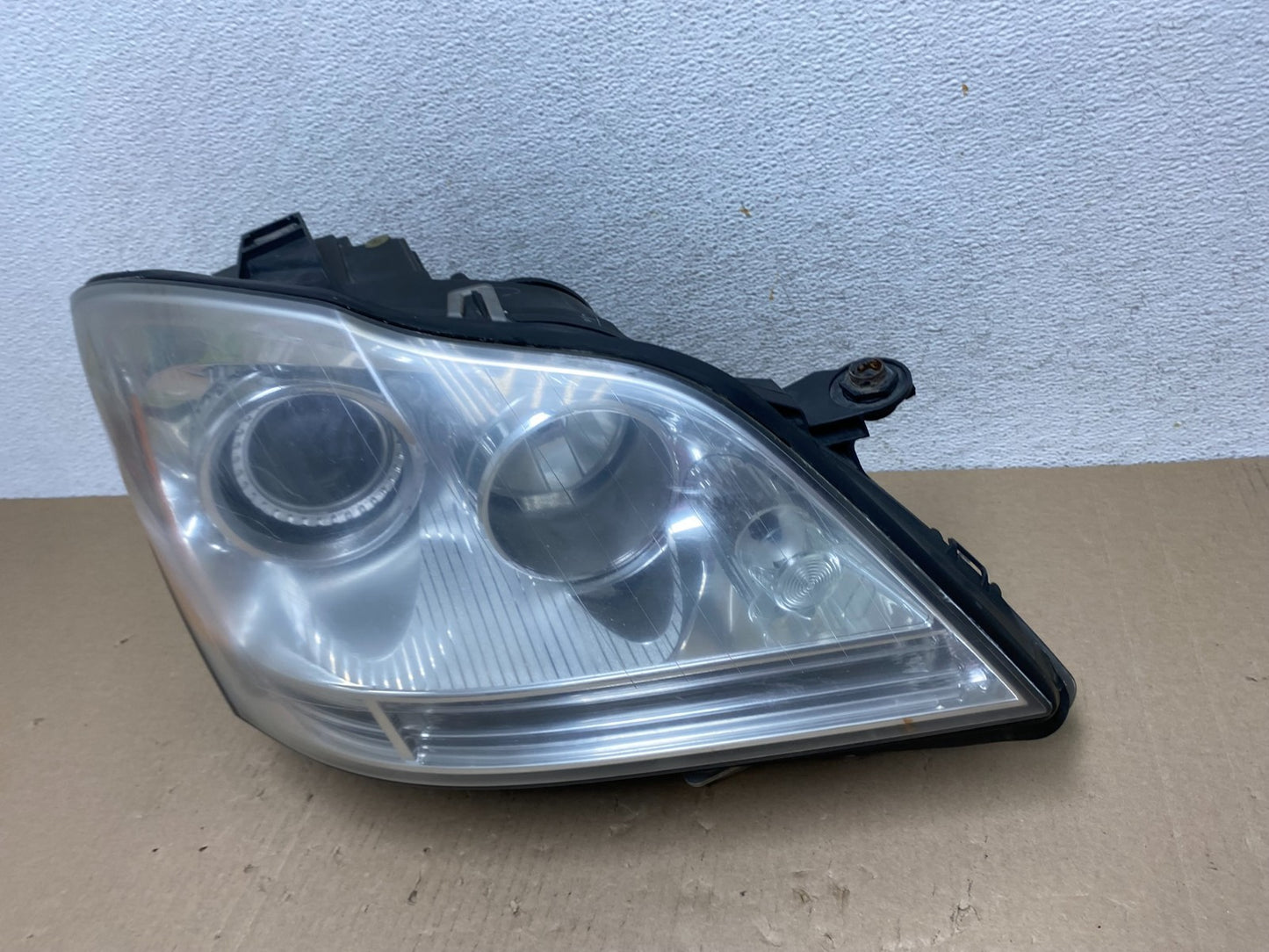 2007 to 2009 Mercedes GL-Class GL450 Right Passenger Xenon Headlight AG6909 DW1