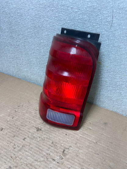 2001 - 2003 Ford Explorer Sport Left Driver LH Tail Light AA9472 DW1