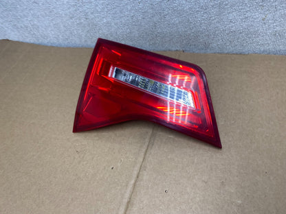 2007 2008 2009 Acura Mdx Left Driver Lh Side Inner Tail Light U9696 DW1