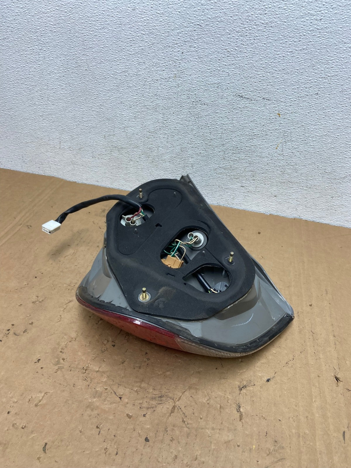 2005 to 2006 Toyota Camry Tail Light Left Driver Lh Side AD3274 LK7