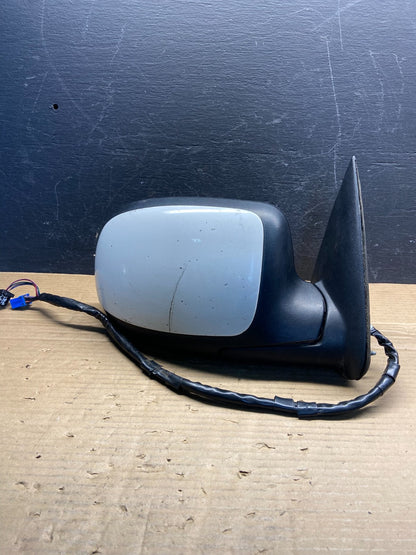 2003-2006 Chevrolet Tahoe Suburban Right Passenger Turn Door Mirror ae2573 DG0