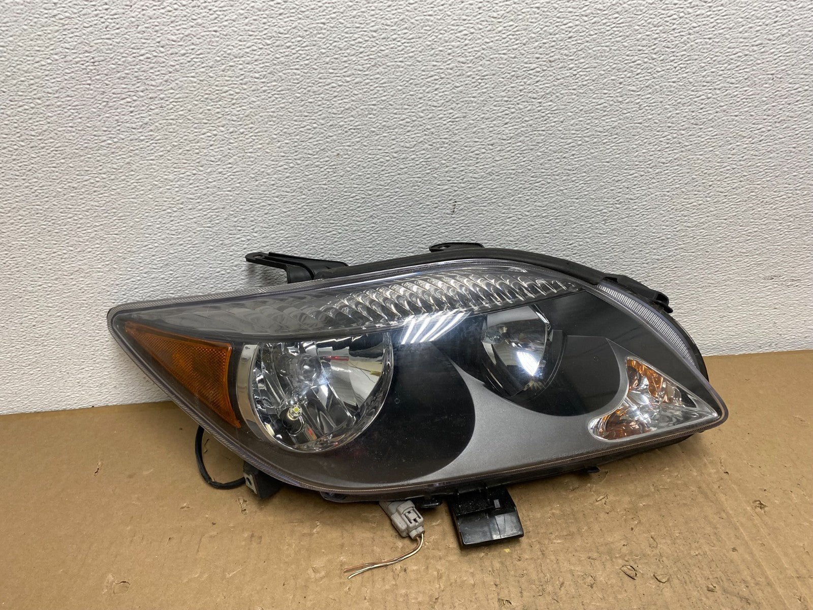 2005 2006 2007 Scion Tc Right Passenger RH Side Halogen Headlight Oem AB6675 DW0