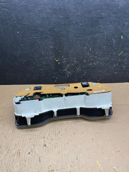 2000 to 2002 Dodge Ram 2500 V10 Instrument Speedometer Gauge Cluster T48335