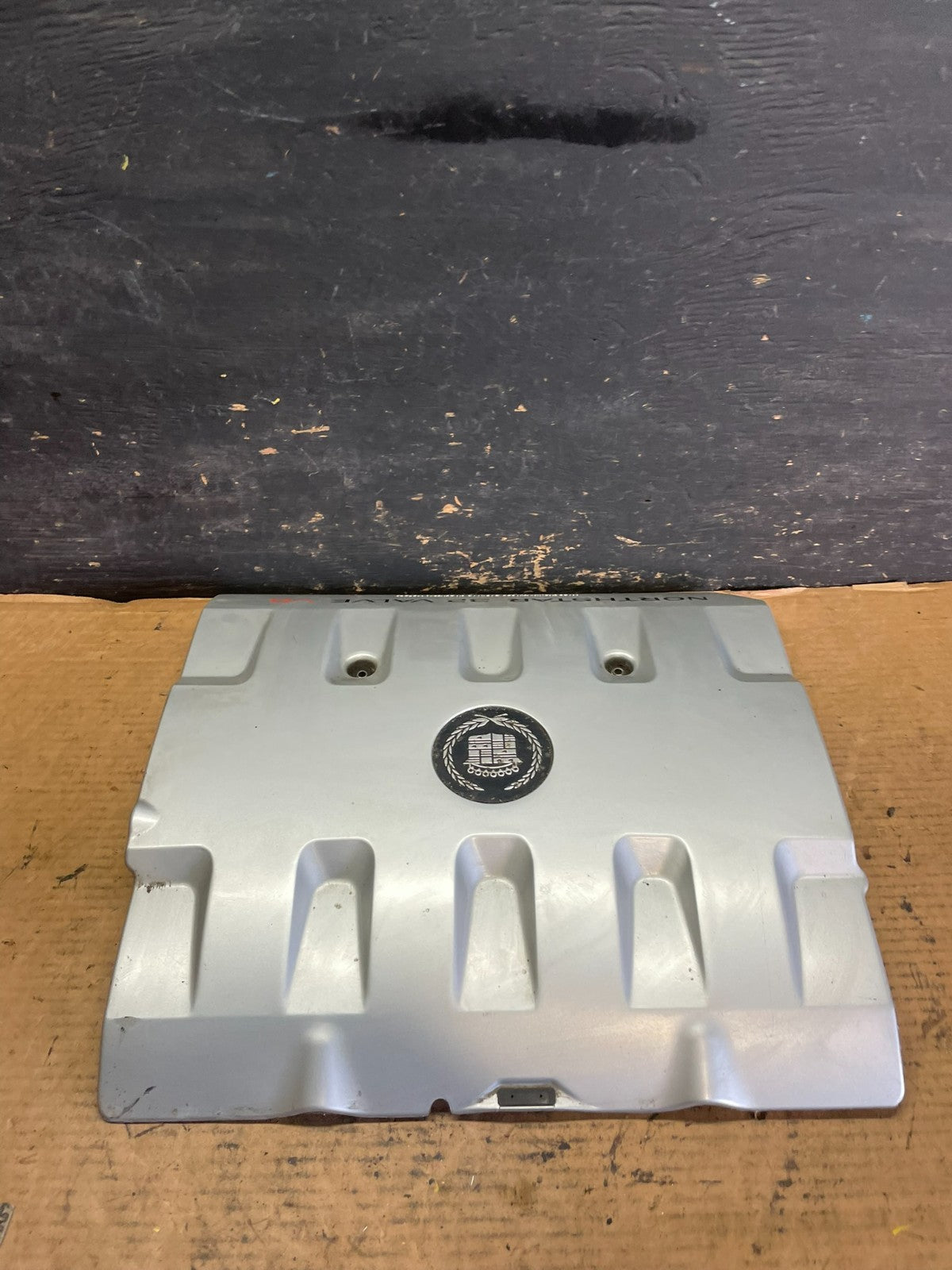 2001 to 2004 Cadillac Deville Seville Northstar Engine Motor Cover S1175 DG1
