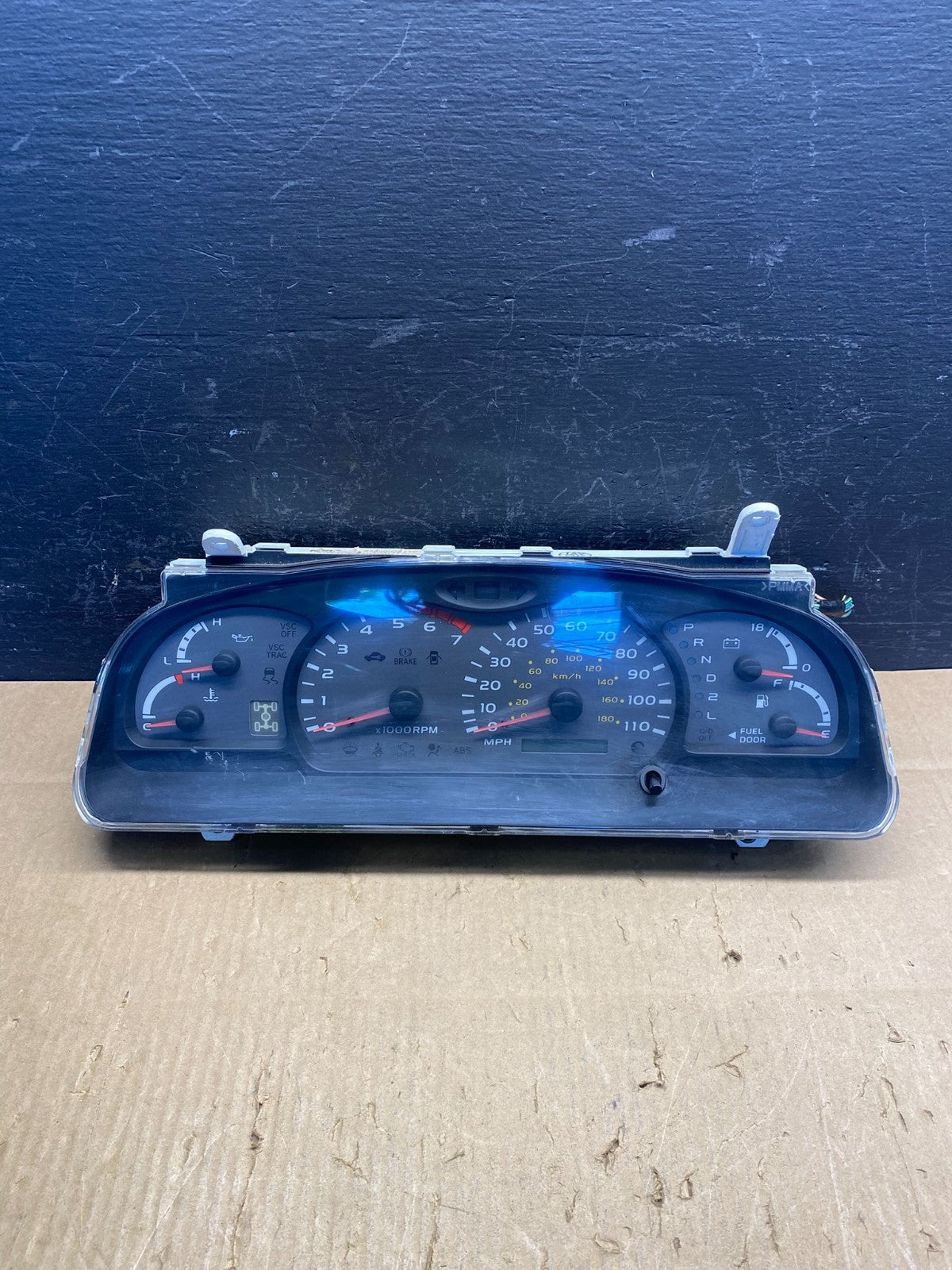 2001 to 2007 Toyota Sequoia Speedometer Insrument Gauge Cluster AD1646 DG0