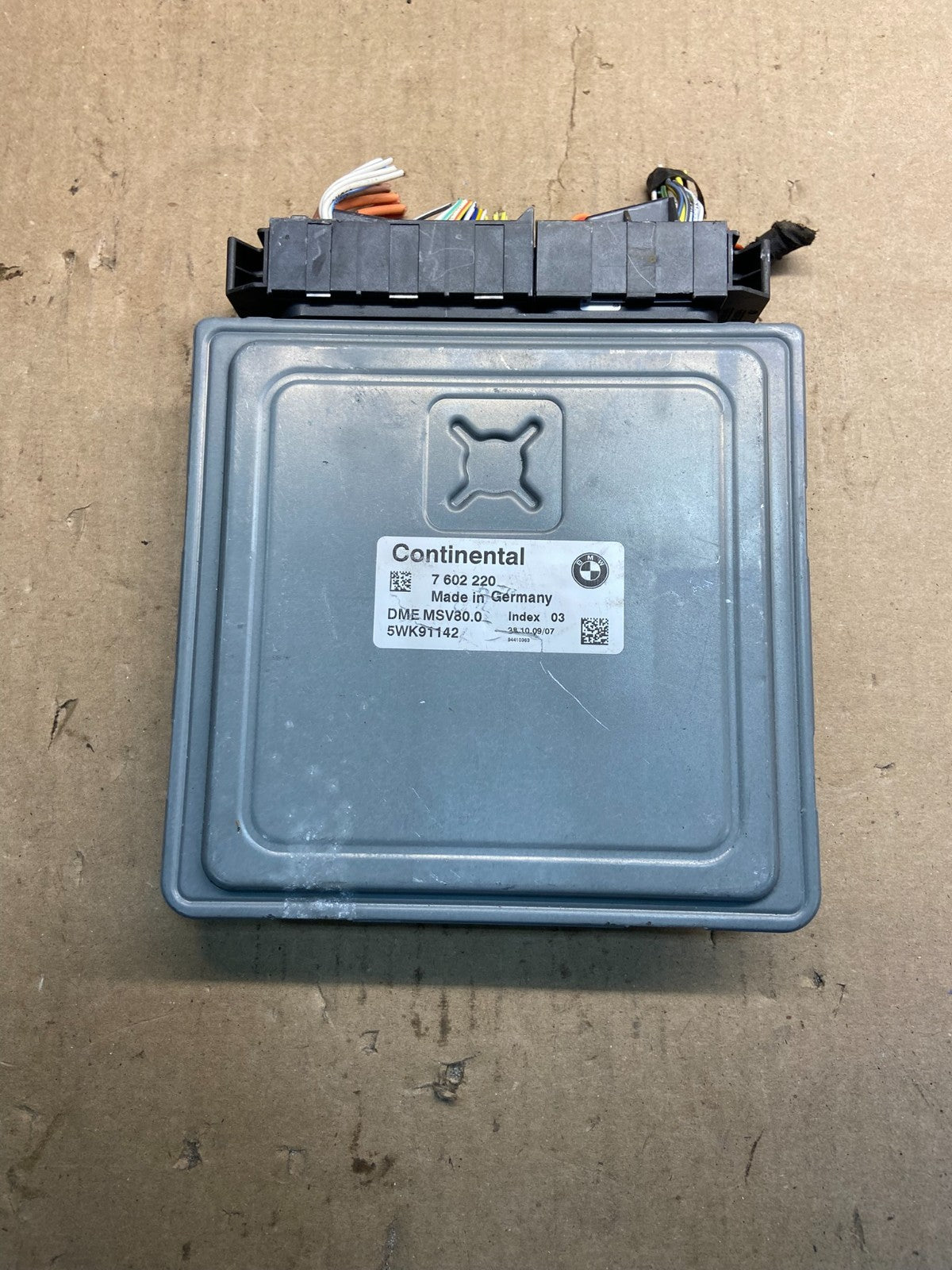 2007 - 2011 BMW 328i 528i E90 ECM ECU Engine Computer 7587164 ad7403 DG0