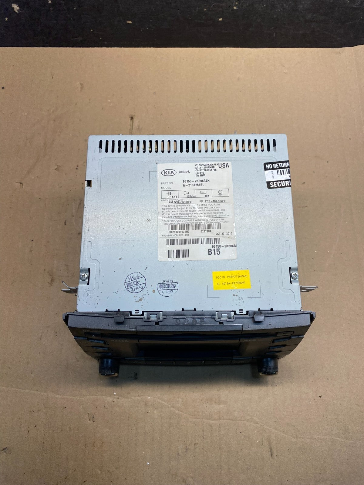 2010-2011 Kia Soul AM FM Radio Stereo Audio CD Player Receiver AI7207 DW3