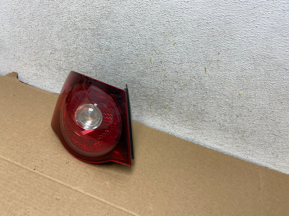 2008 2009 2010 Volkswagen Jetta Left LH Side Tail Light AH7740 LK2