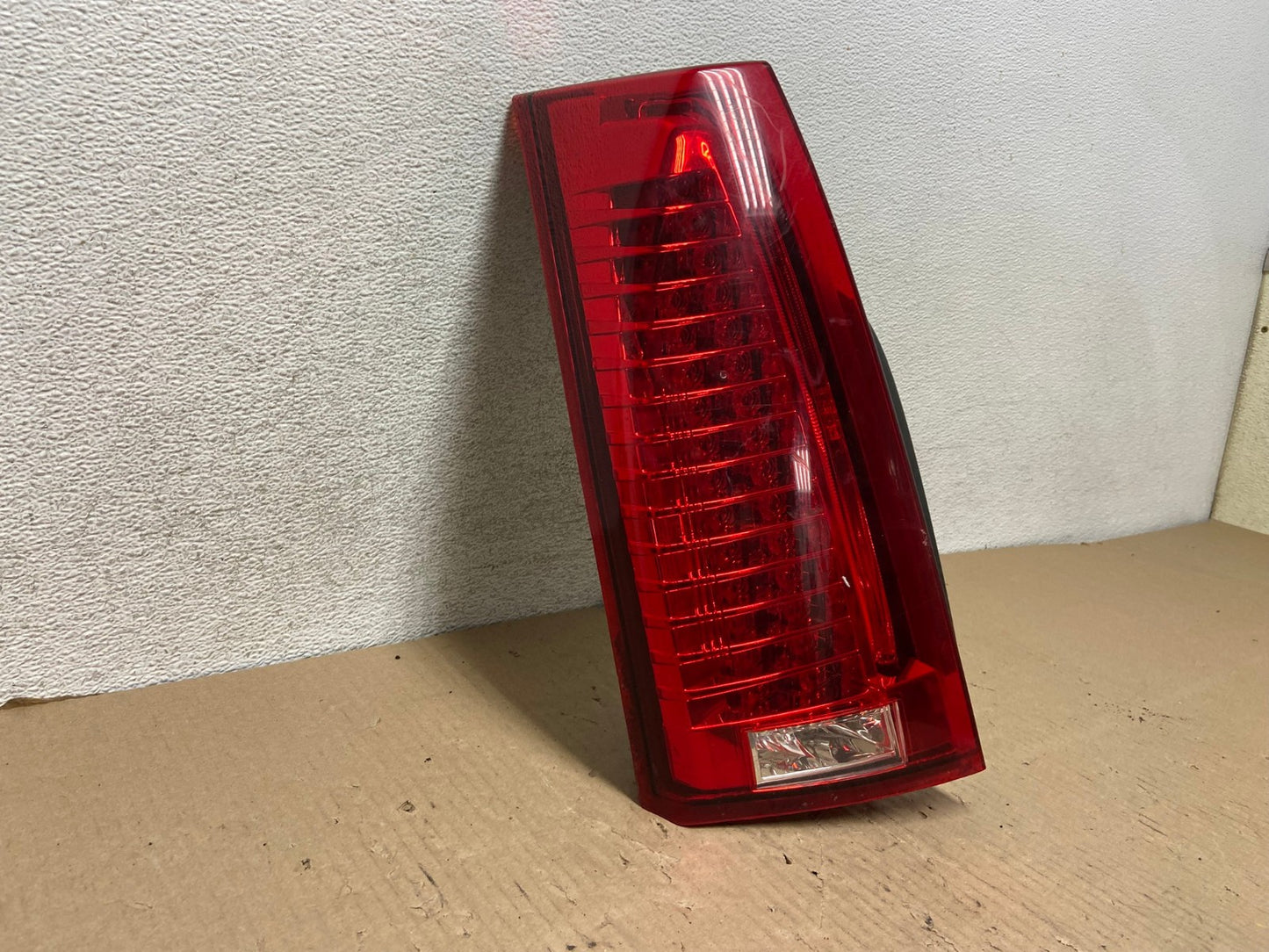 2008 to 2013 Cadillac CTS Left Driver Lh Side Led Side Tail light AG7983 LK1
