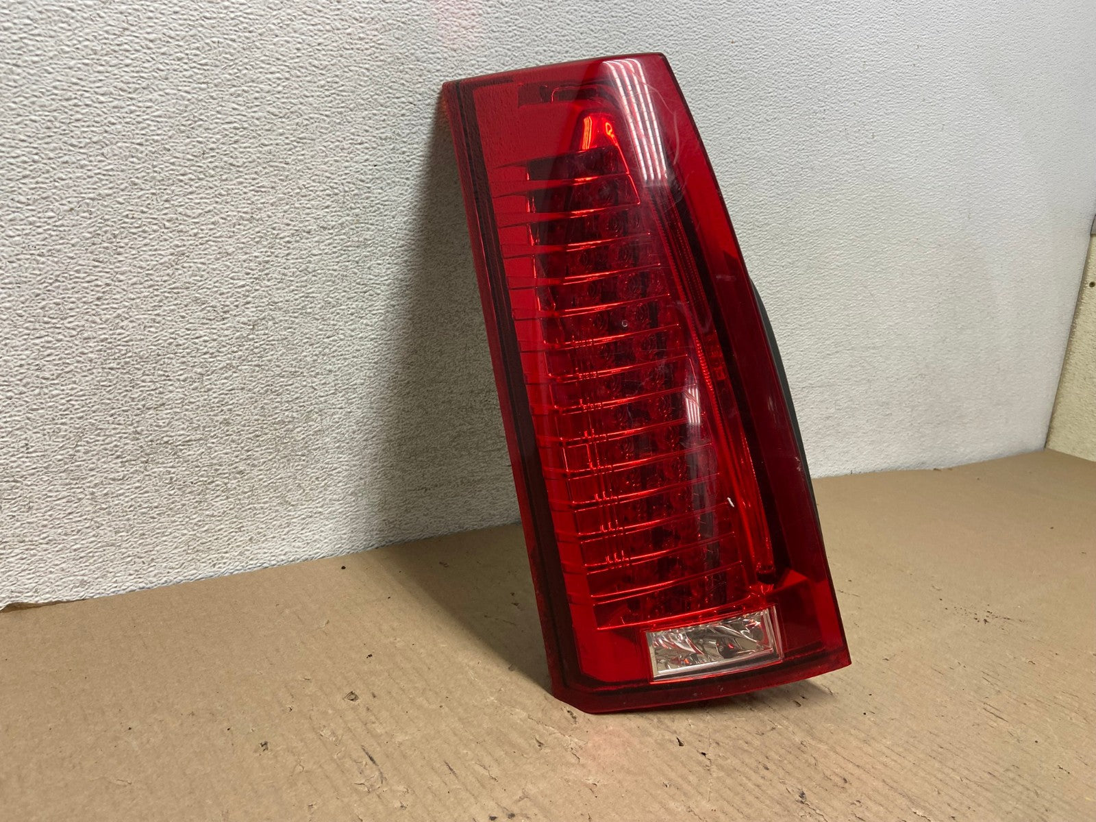 2008 to 2013 Cadillac CTS Left Driver Lh Side Led Side Tail light AG7983 LK1