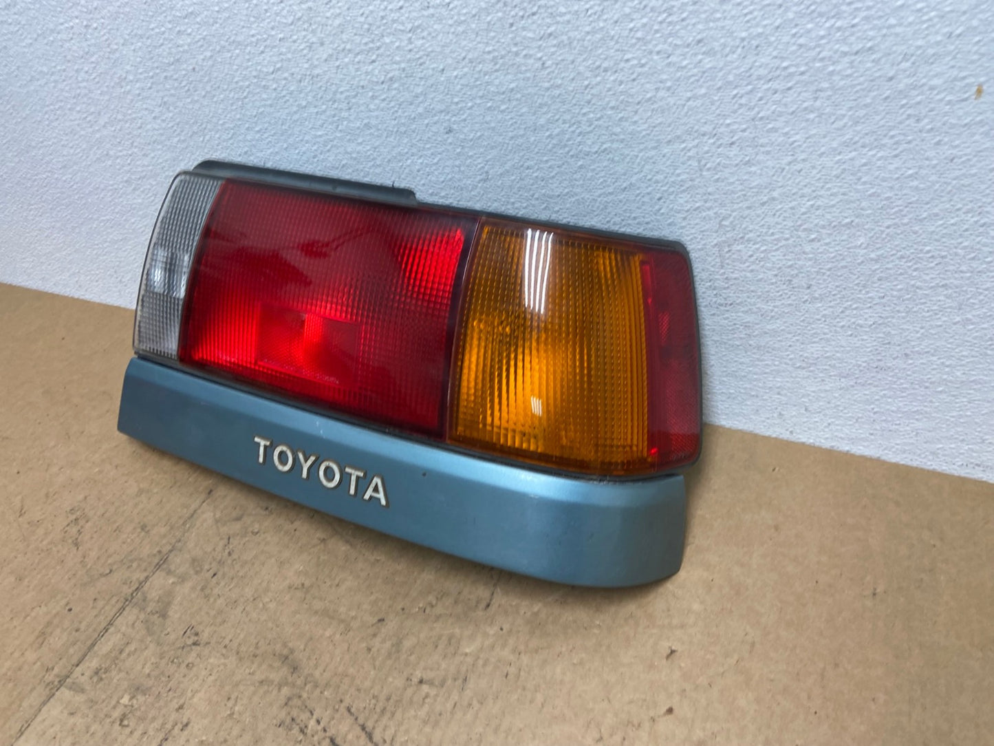 1991 to 1994 Toyota Tercel Right Passenger RH Side Tail Light Oem AC3281 LK1