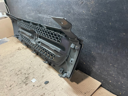 2003 2004 2005 Honda Pilot Front Upper Grill Grille V6805 DG7