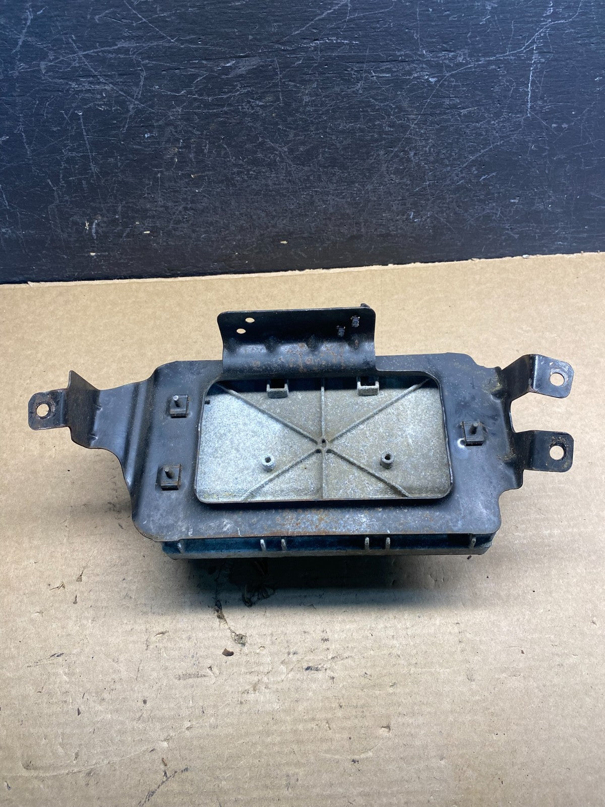 2010 Dodge Caravan Town & Country Engine Computer ECU AD9969 DW1