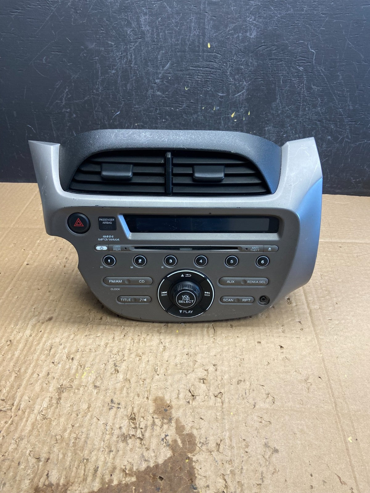 2009 to 2014 Honda Fit Radio CD Player AM/FM MP3 AUX AD1936 DG0