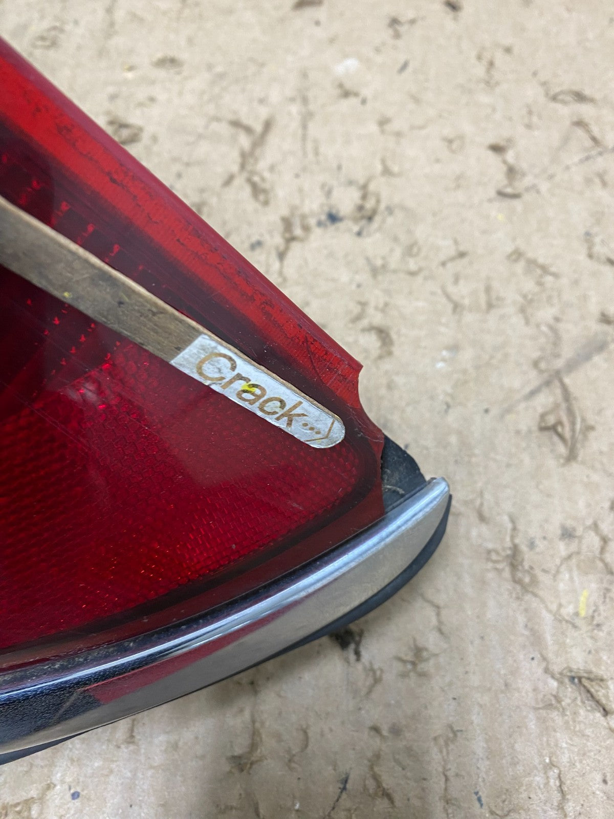 1995 to 1997 Mercury Grand Marquis Left Driver LH Side Tail Light X2552 DW5