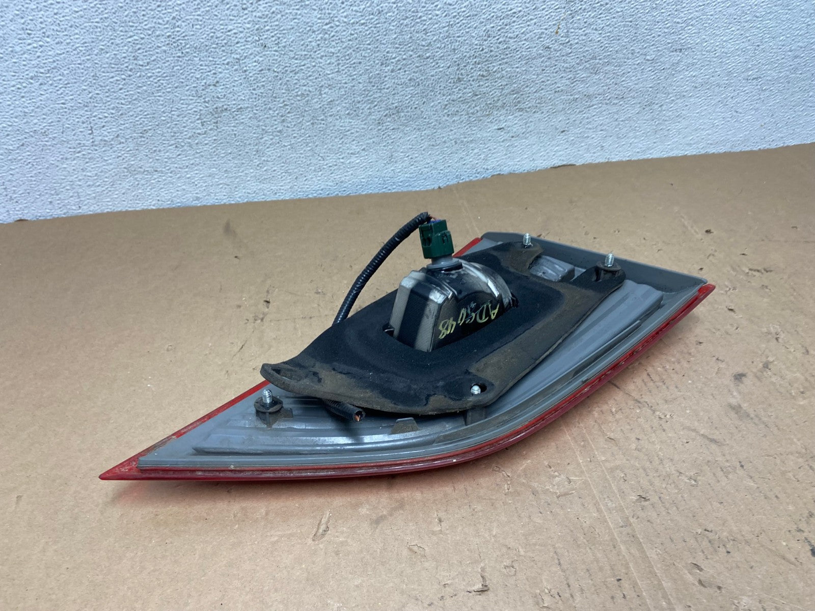 2011 - 2017 Nissan Quest Right Passenger Rh Side Inner Tail Light AD8048 LK4