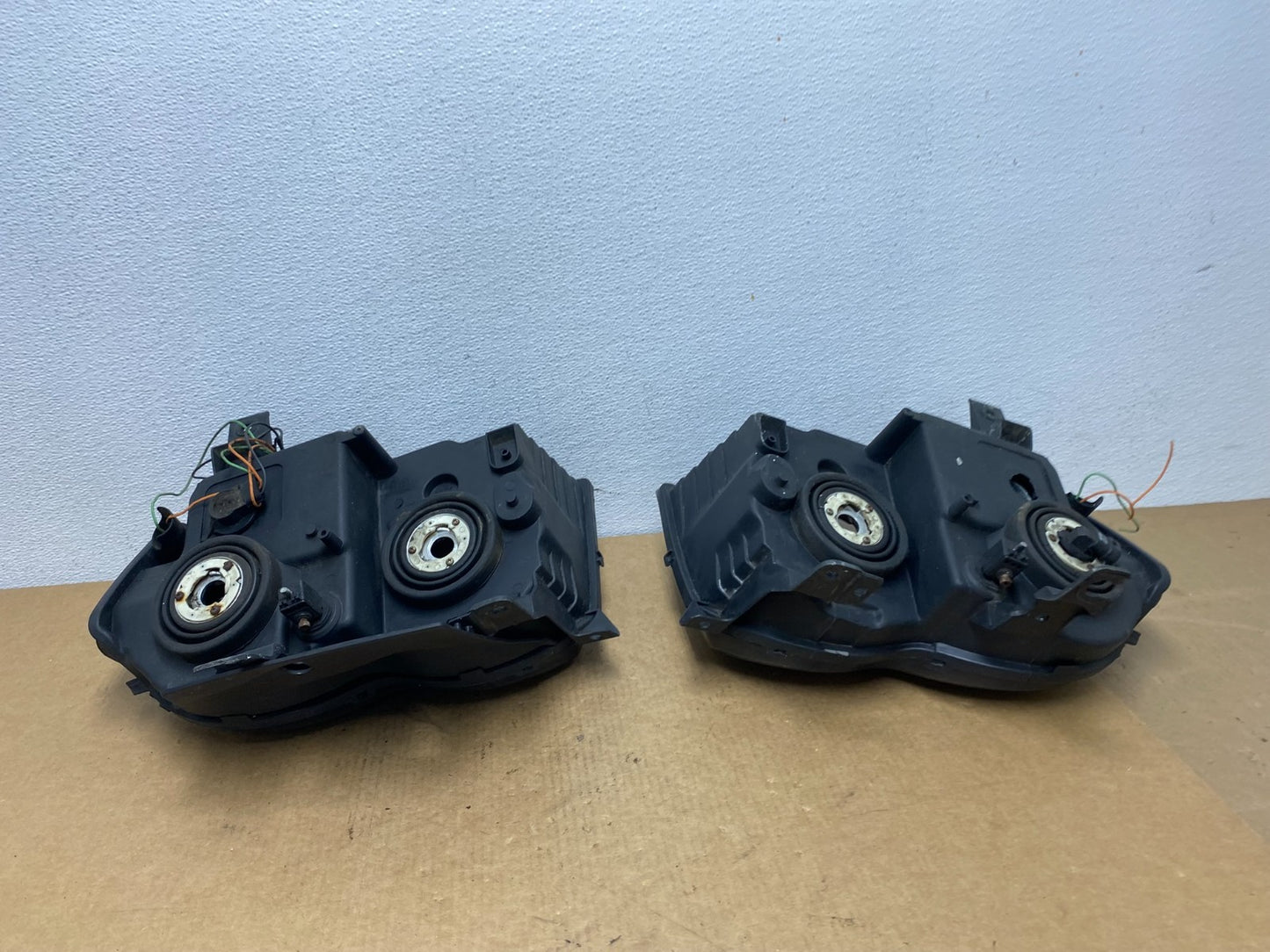 2005-2007 Jeep Grand Cherokee Left+Right Halogen Headlights AC1796 DW5